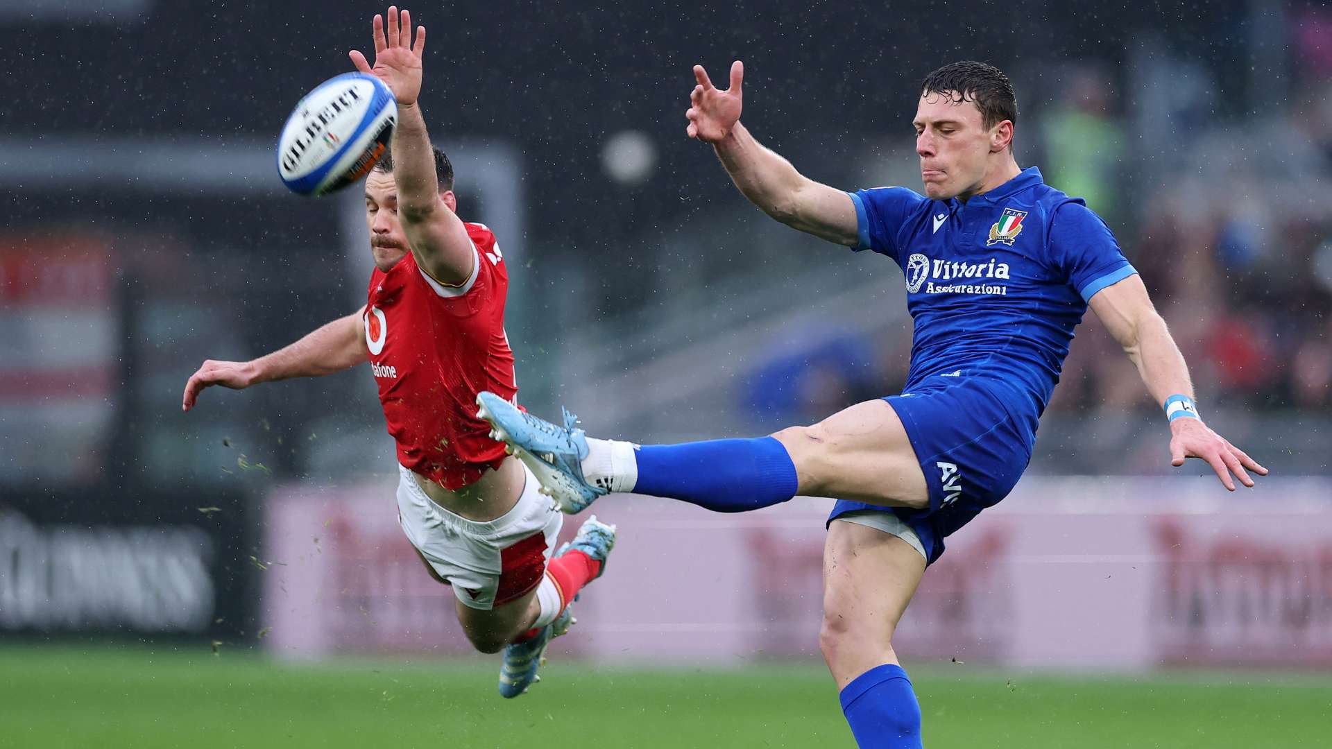 度的足球礼 度的足球礼